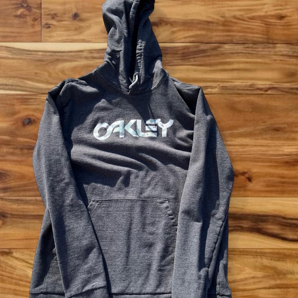 Oakley Hoodie